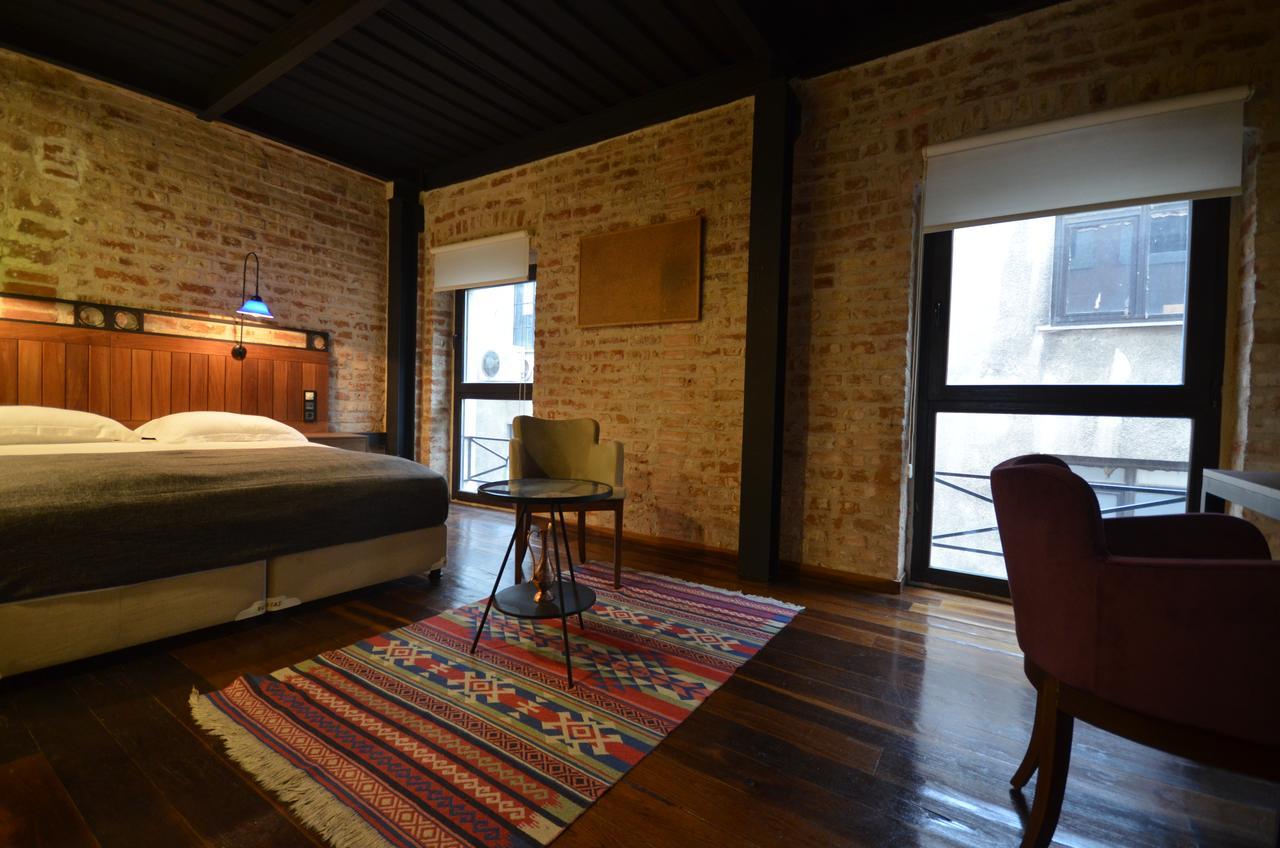 ünver Galata Apart Otel 2*